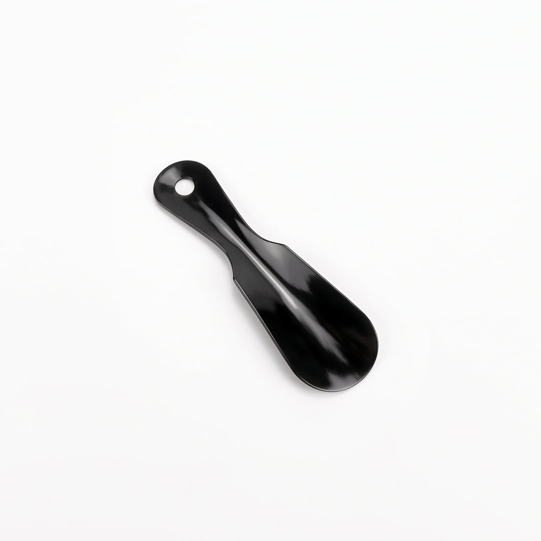 SHOE HORN
